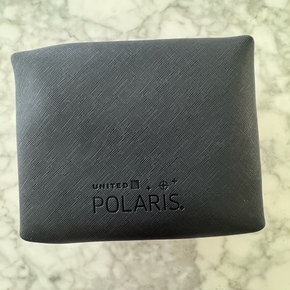 Unisex "United Polaris" International Flight AmenityTravel  Kit NEW - Picture 1 of 6